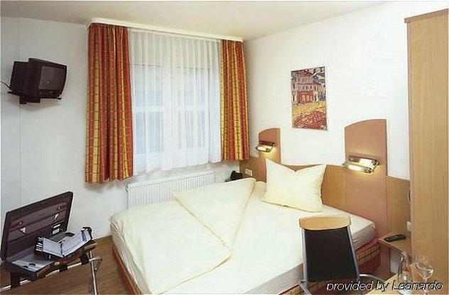 City-Hotel Kurfuerst Balduin Koblenz  Room photo